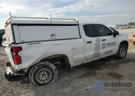 2024 Chevrolet Silverado K1500 z USA, uszkodzony, nr VIN 1GCRDAED4RZ192125